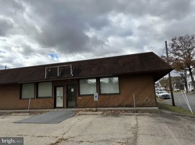 125 E Main St, Elizabethville