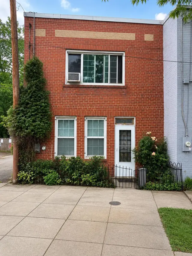 4910 Nannie Helen Burroughs Ave Ne, Washington