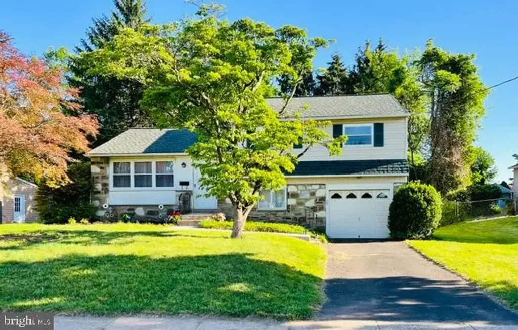 1258 Tulip Rd, WARMINSTER