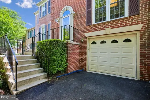6024 Loganwood, North Bethesda