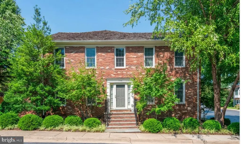 7348 Lewinsville Square Pl, MCLEAN