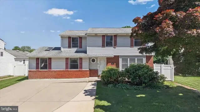 2318 Smiths Ln, Wilmington