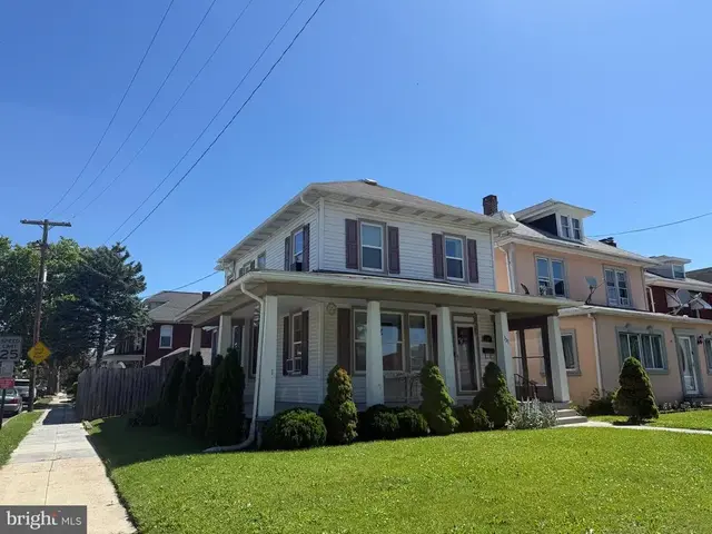 331 Carlisle Ave, York