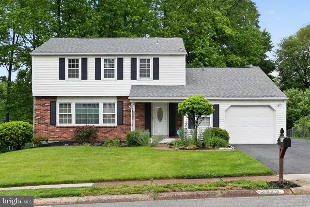 2223 Rosewood Dr, Wilmington