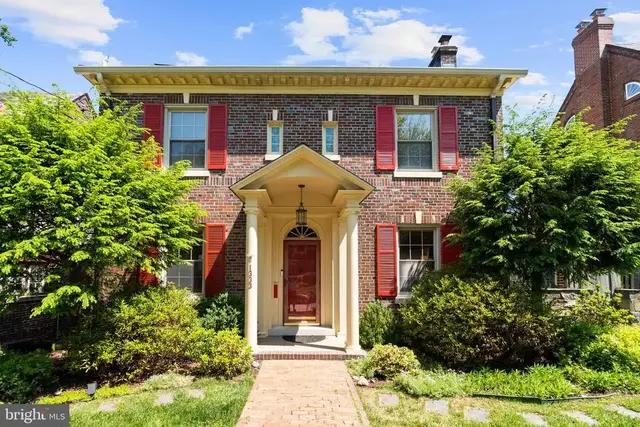 1333 Jonquil St Nw, Washington