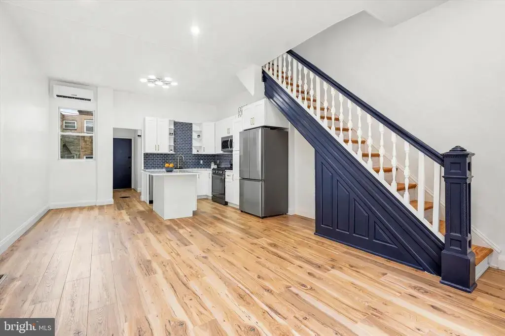 2304 Nicholas St, PHILADELPHIA