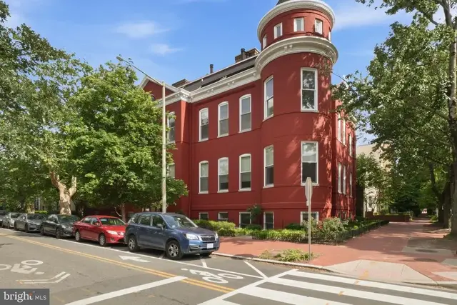 301 G St Ne #3, Washington