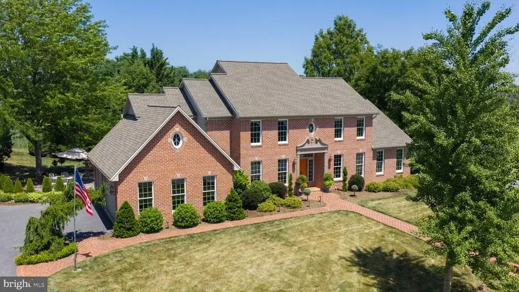 6 Highland Dr, PALMYRA