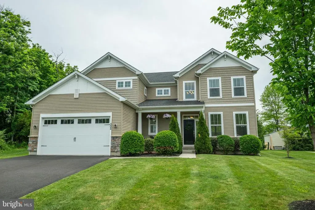 302 Hidden Meadow Dr, PERKASIE