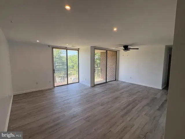 10241 Prince Pl #27-203, Upper Marlboro