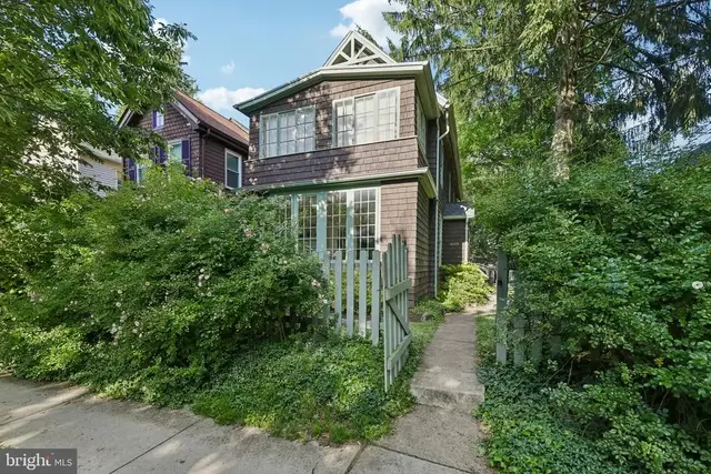 4619 Keswick Rd, Baltimore