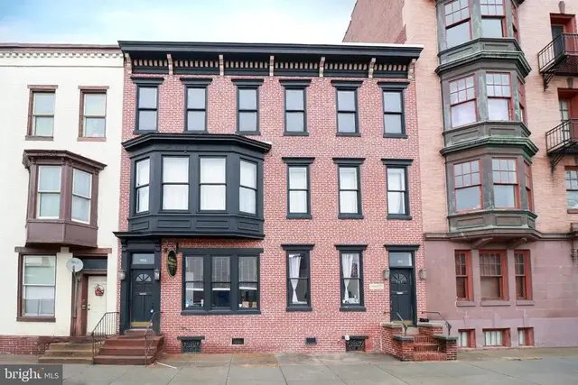 717 N 2nd St, Harrisburg