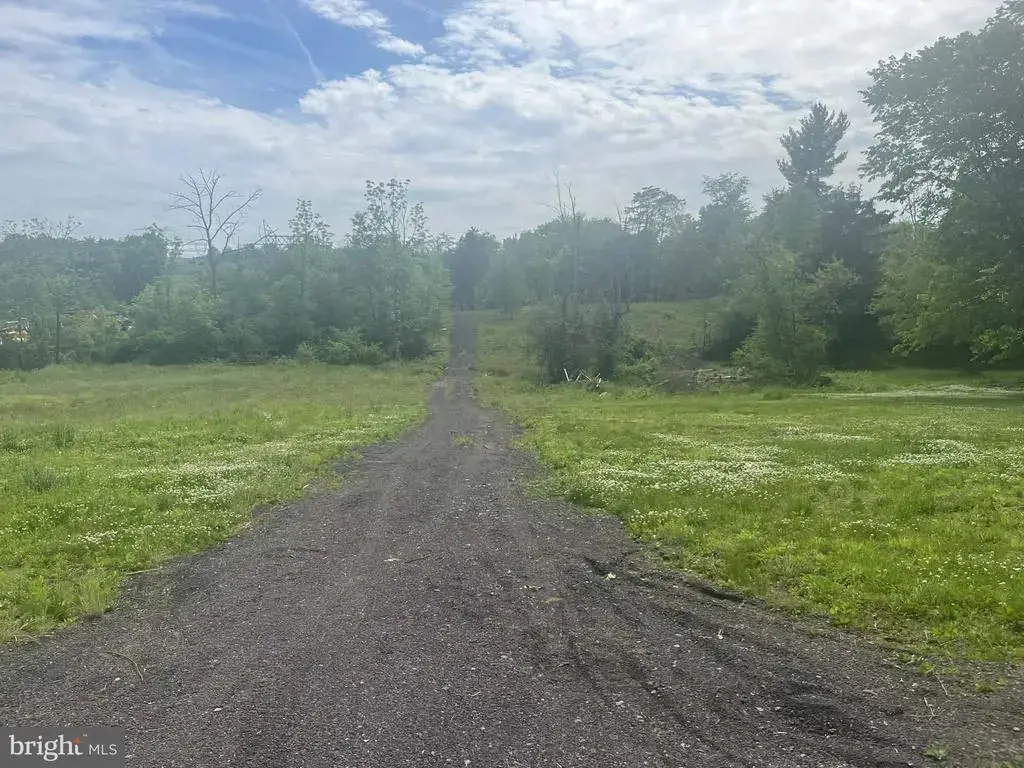 0 Boone, BIRDSBORO