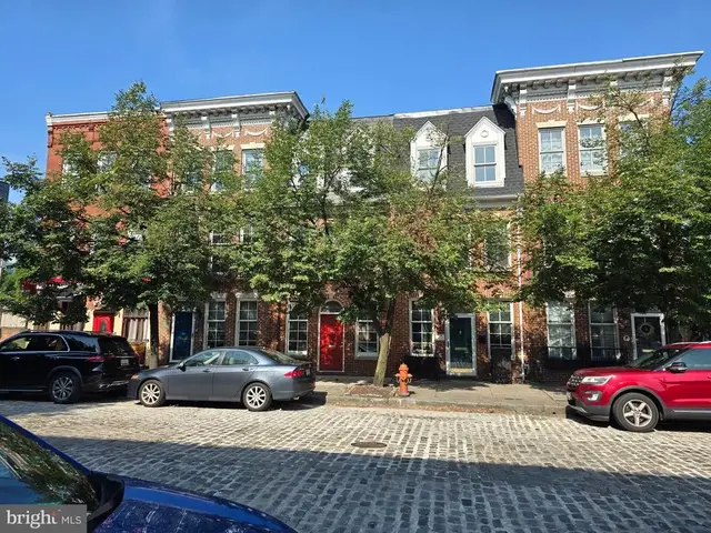 704 S Bond St, Baltimore