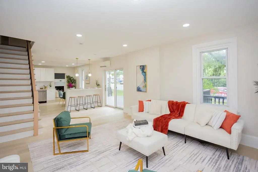 139 W Walnut St, NORTH WALES