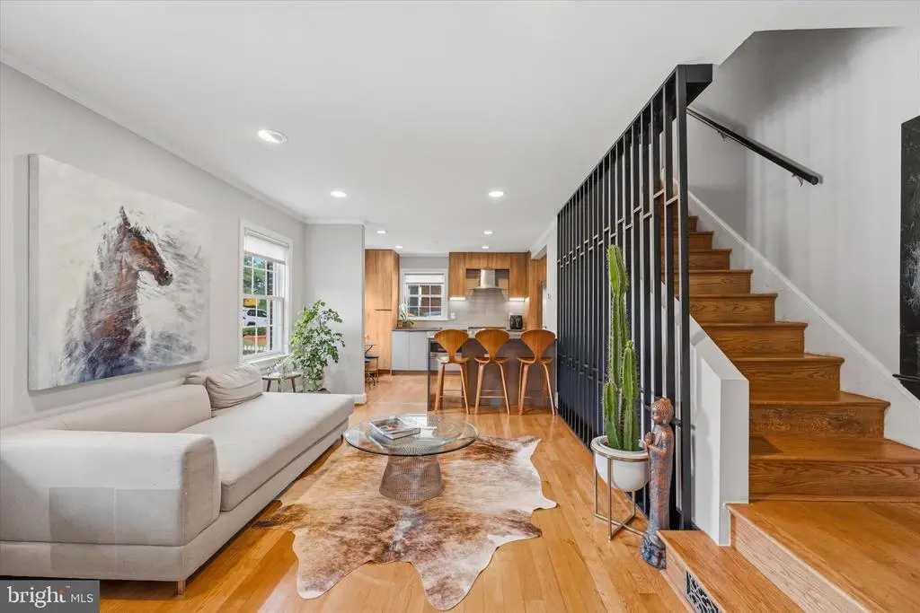 2719 N Edison St, ARLINGTON