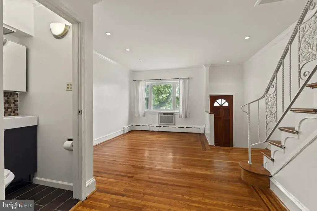 923 Anchor St, PHILADELPHIA
