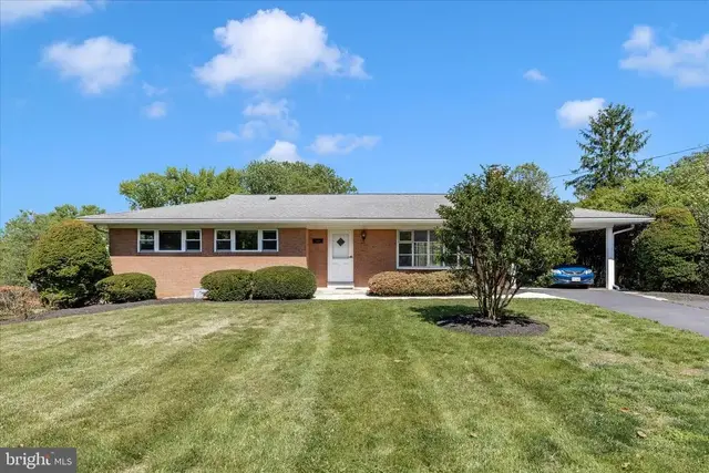 11813 Renick Ln, Silver Spring