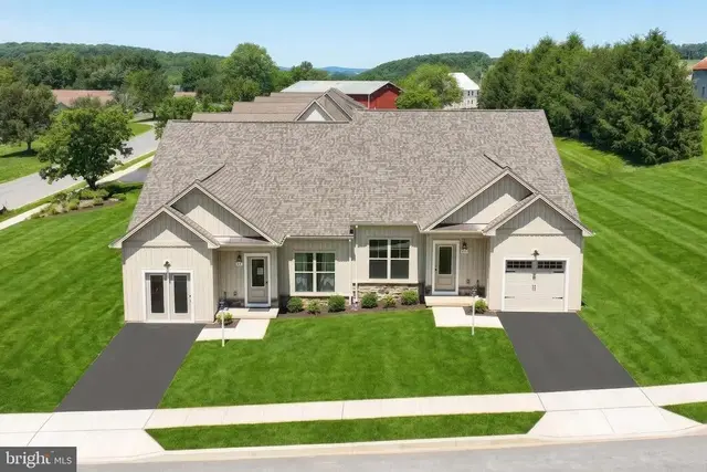 129 Heather Glen Dr, Red Lion