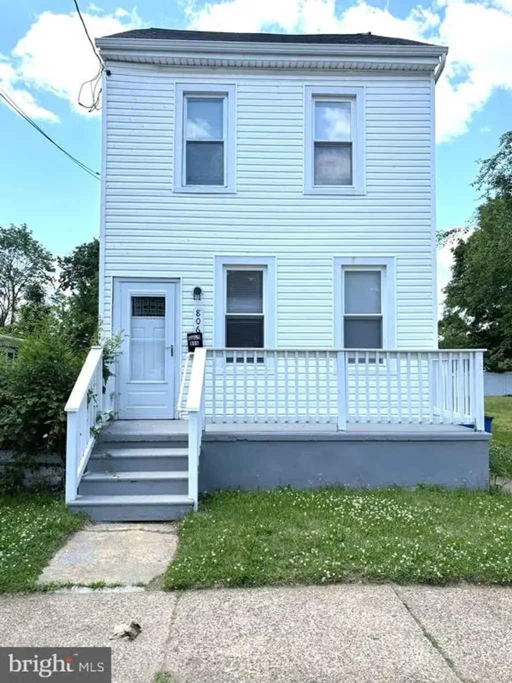 806 High St, BURLINGTON