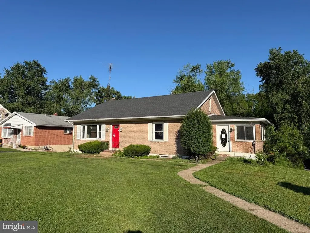 5700 Allentown Pi, READING