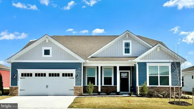274 Sarah Side Dr, Harrington