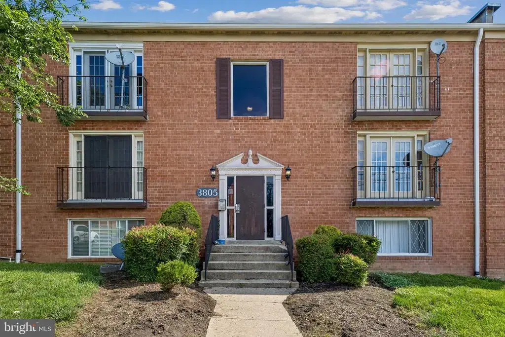3805 Swann #t2, SUITLAND