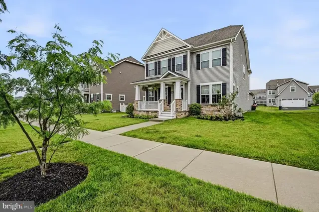863 Sweet Birch Dr, Middletown