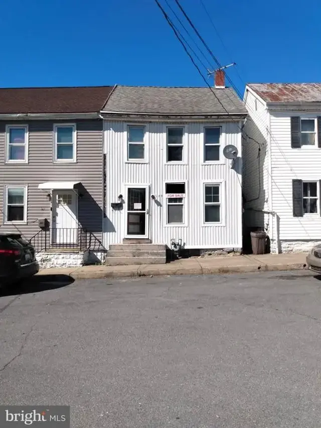 139 W Second St, Waynesboro
