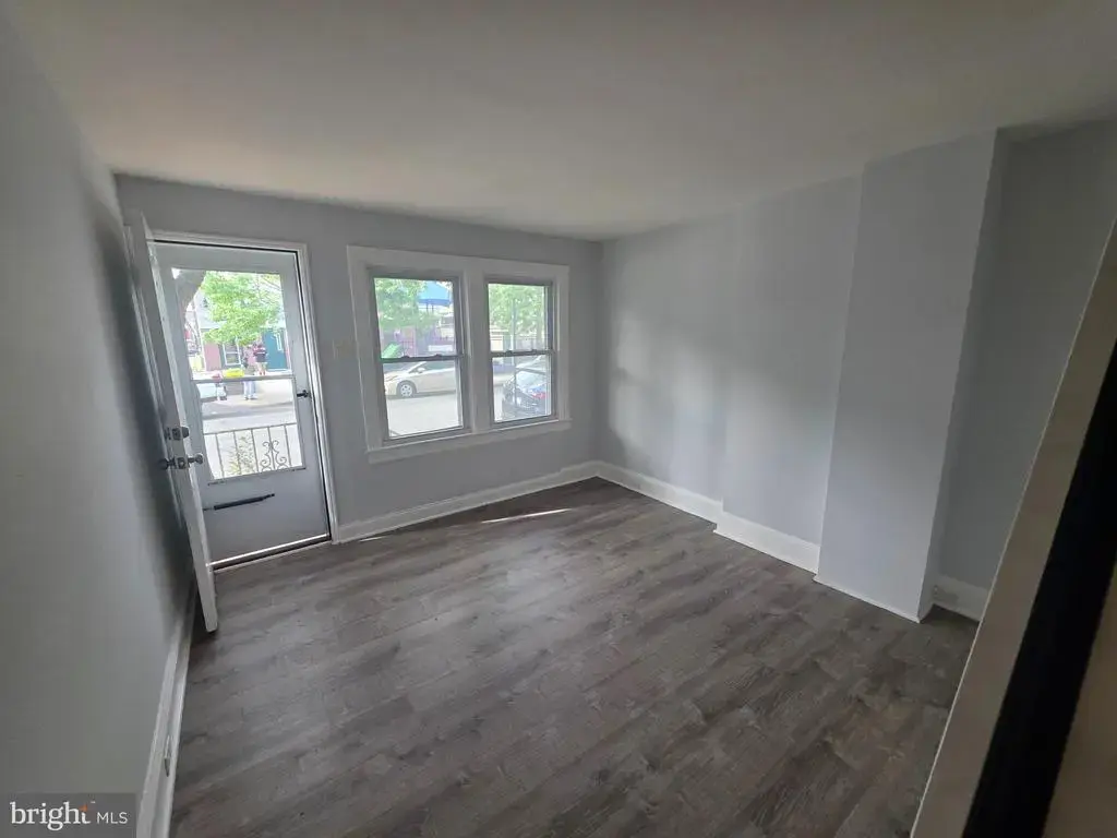 714 Roebling Ave, TRENTON