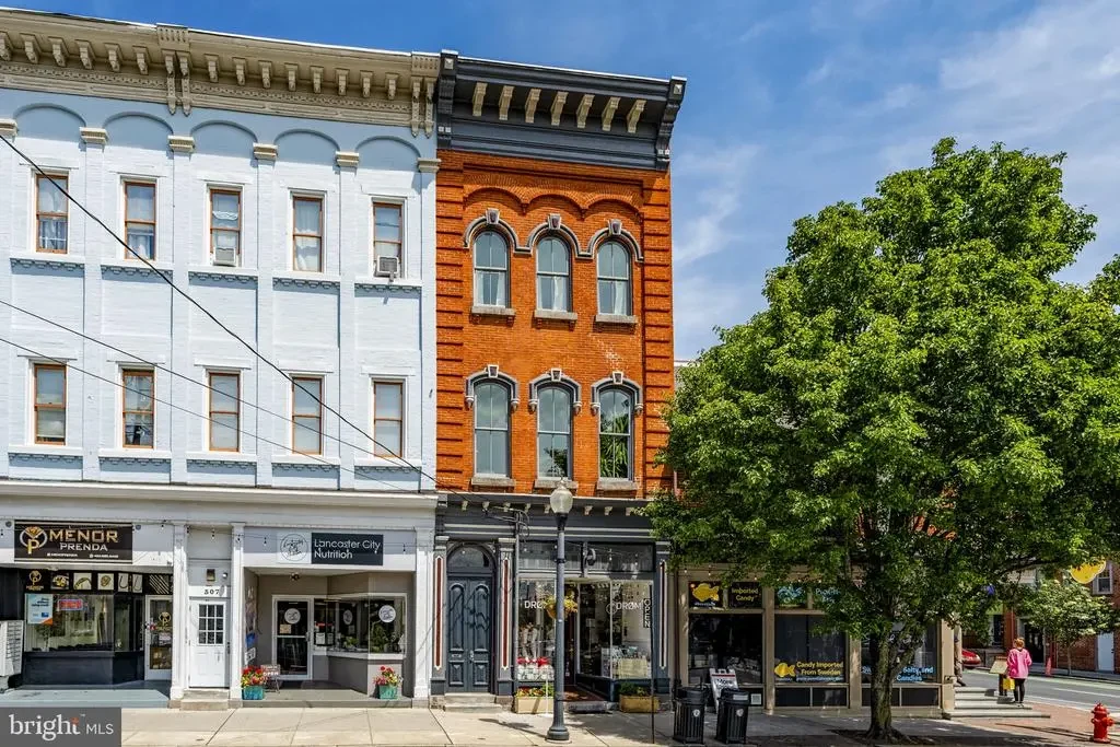 305 N Queen St, LANCASTER