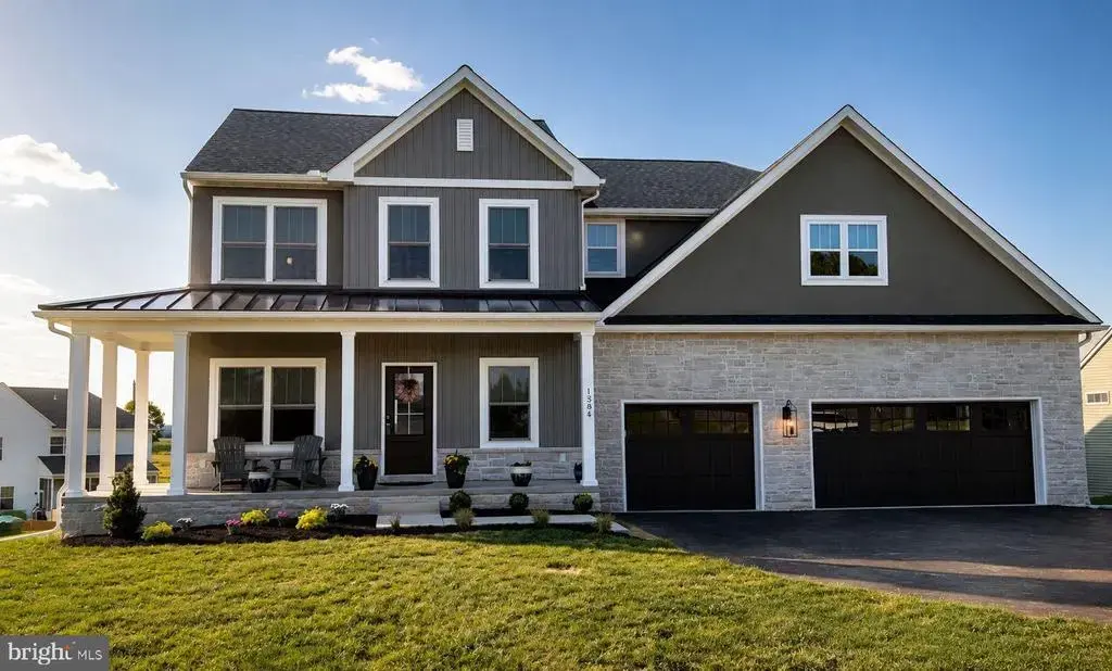 1584 Harrisburg Ave, MOUNT JOY
