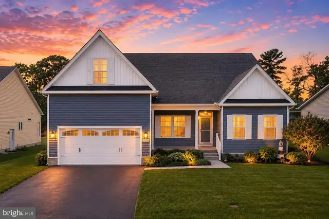 27368 Walking Run, Milton