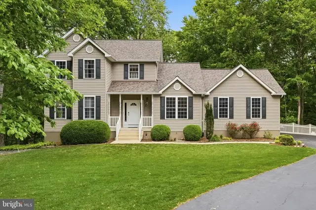 548 Windmill Dr, Saint Leonard