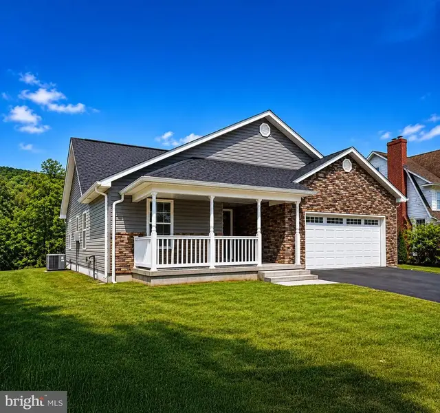 13514 Old Cresaptown Rd Sw, Lavale