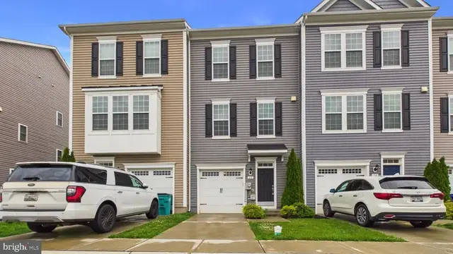 22 Chester Ct, Middletown