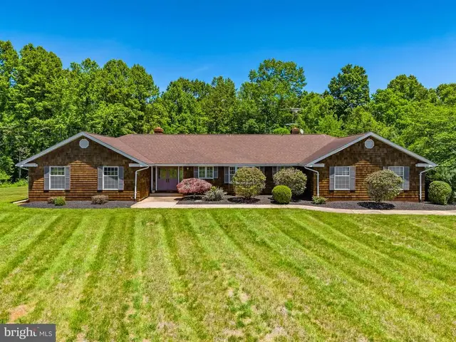176 Rock Mills Rd, Castleton