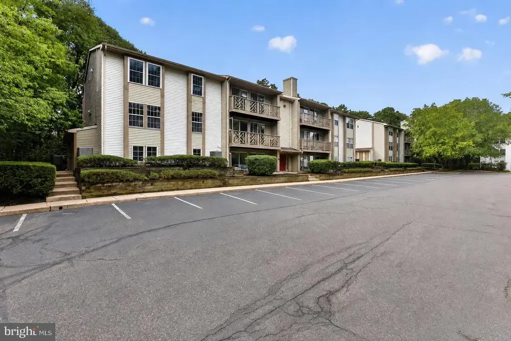 33 Sequoia Ct, MARLTON