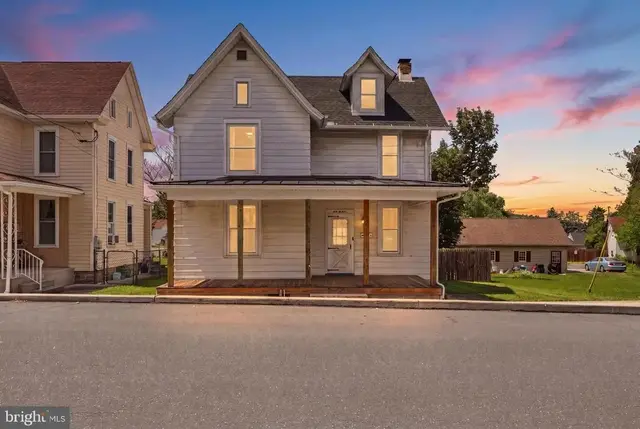 106 Gettysburg St, Dillsburg