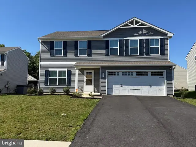 127 Garnet Dr, Dover