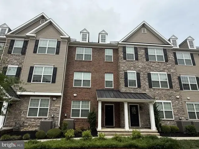 710 Pony Ln, Wilmington