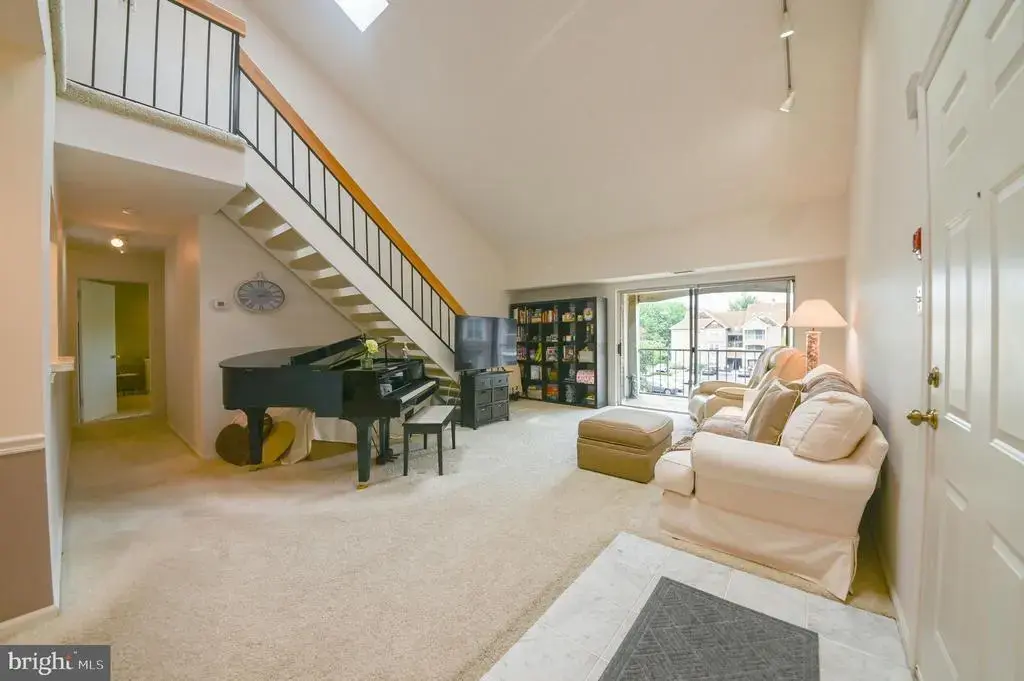 72303-00 Delaire Landing Rd #303, PHILADELPHIA