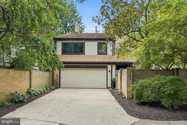 6313 Swords Way, Bethesda