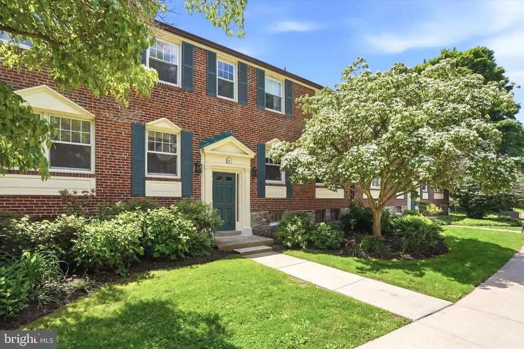 500 E Lancaster Ave #105c, WAYNE
