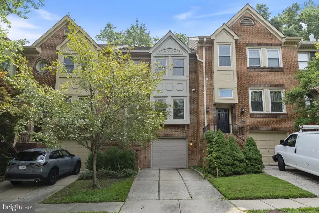 3915 Green Look Ct, FAIRFAX