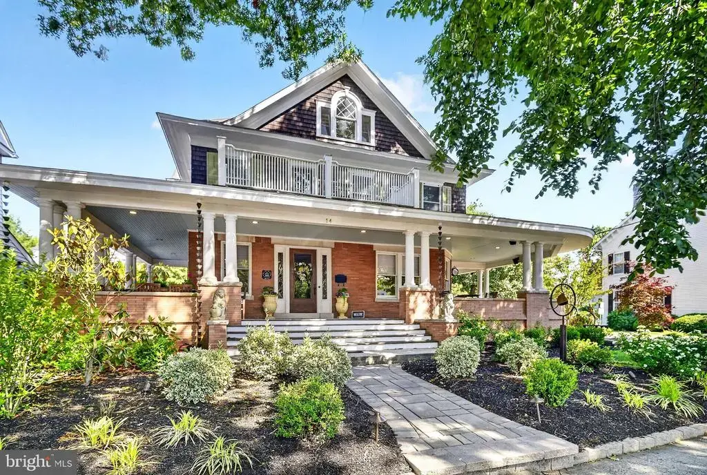 14 N Main St, CRANBURY