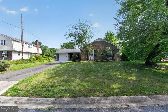 16109 Pond Meadow Ln, Bowie