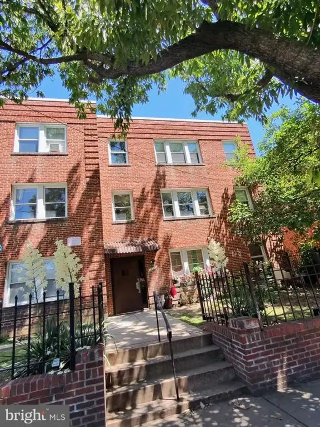 356 Raleigh St Se, Washington