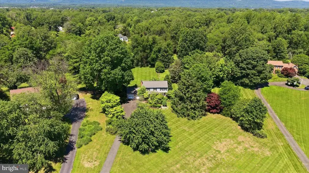 4556 Lawnvale Dr, GAINESVILLE