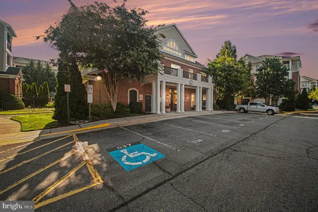 12956 Centre Park Cir #317, HERNDON